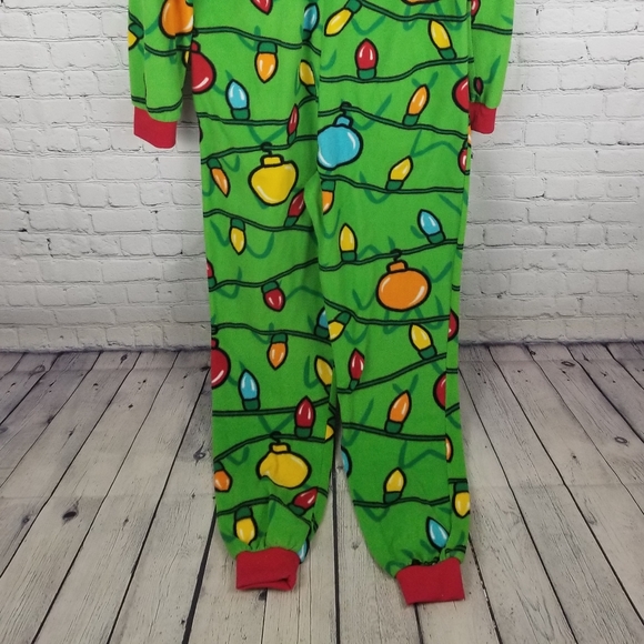 HAPPY HOLIDAYS | Christmas lights fleece pajamas - Picture 5 of 7